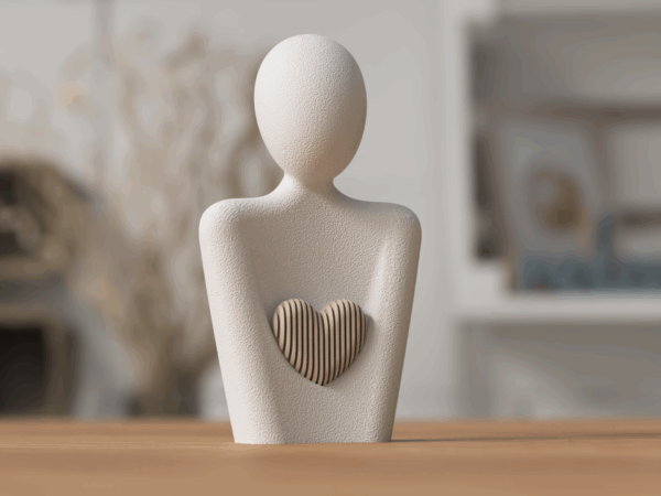 Statuette fête des mères avec cœur à insérer