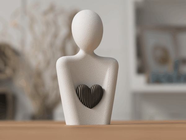 Statuette fête des mères avec cœur à insérer